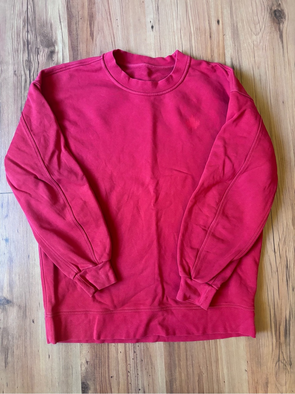 Lululemon Team Canada Olympics Perfectly Oversized Crew 2022